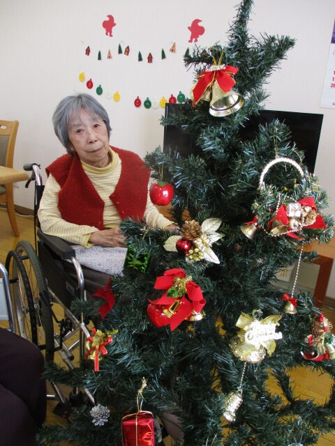 井口台　クリスマスツリーを出しました