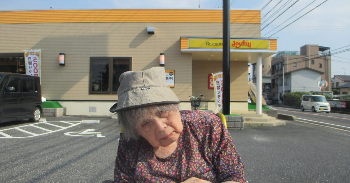 ジョイフルへお出かけ🚗