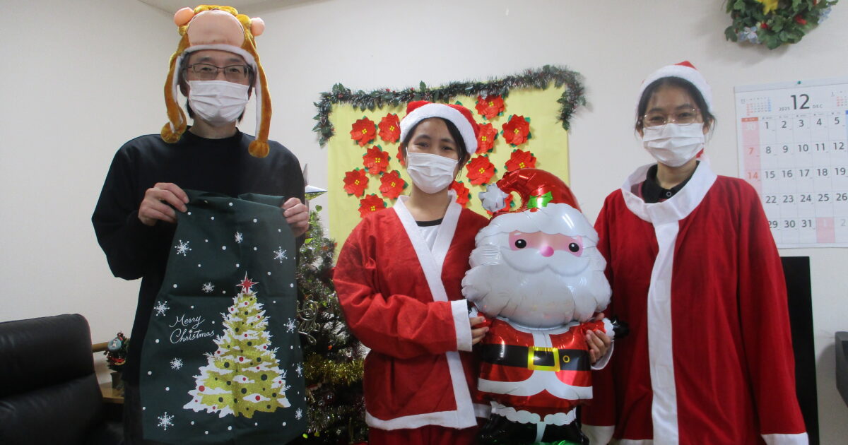 井口台　クリスマスに　③ サンタが～！