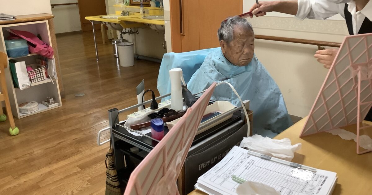 舟入　新年初★ヘアカット