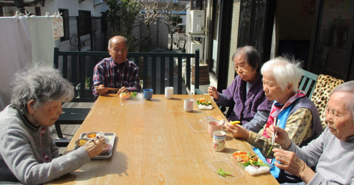 ピクニックランチ(西ユニットver)☀