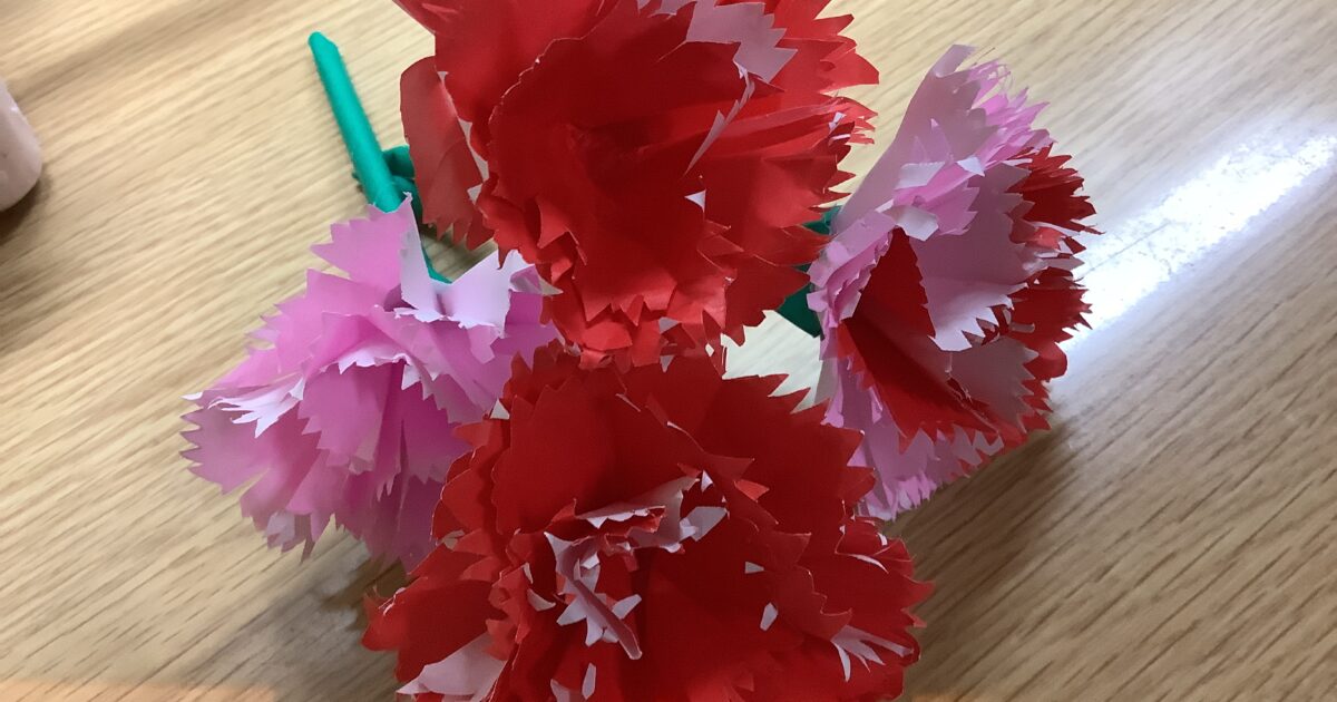 5月ここいこっカフェ　母の日編